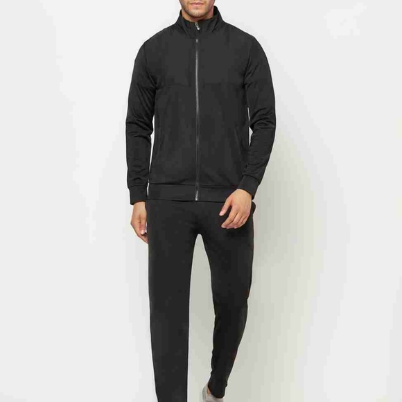 Winter Tracksuit - Picture 5 of 5